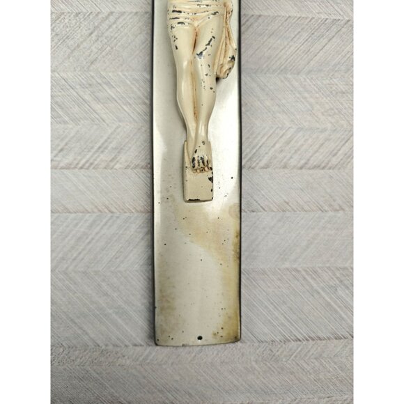 Vintage Metal Wall Crucifix 10" INRI Jesus Figure Religious Christian Décor - Picture 6 of 8